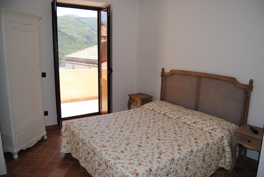 Il Giardino Di Julia B&B Tortora Kültér fotó