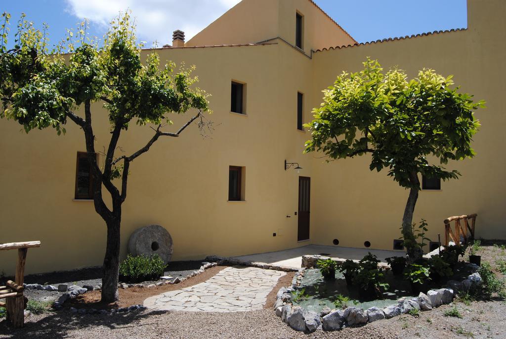 Il Giardino Di Julia B&B Tortora Kültér fotó